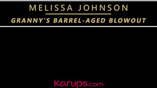 Melissa Johnson a hatalmas cickós érett nő
