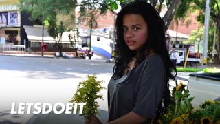 Aranyos néger milf selena gomez mélyen dugva kolumbiai pinában